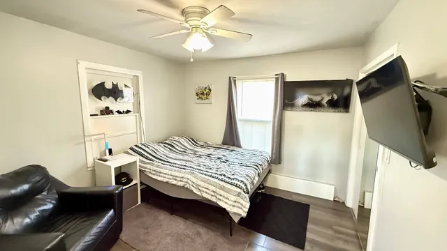 $277,500 | 1818 North 38th Avenue, Stone Park, IL 60165