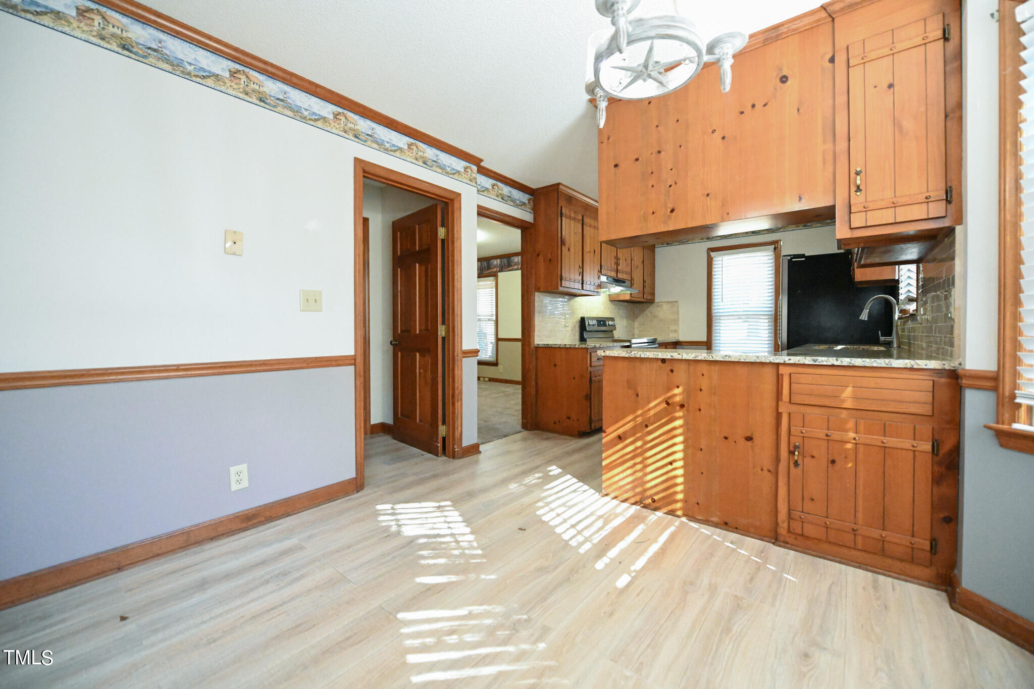 1609 Spennymore Road Raleigh, NC 27603 - Photo 15 of 37 013