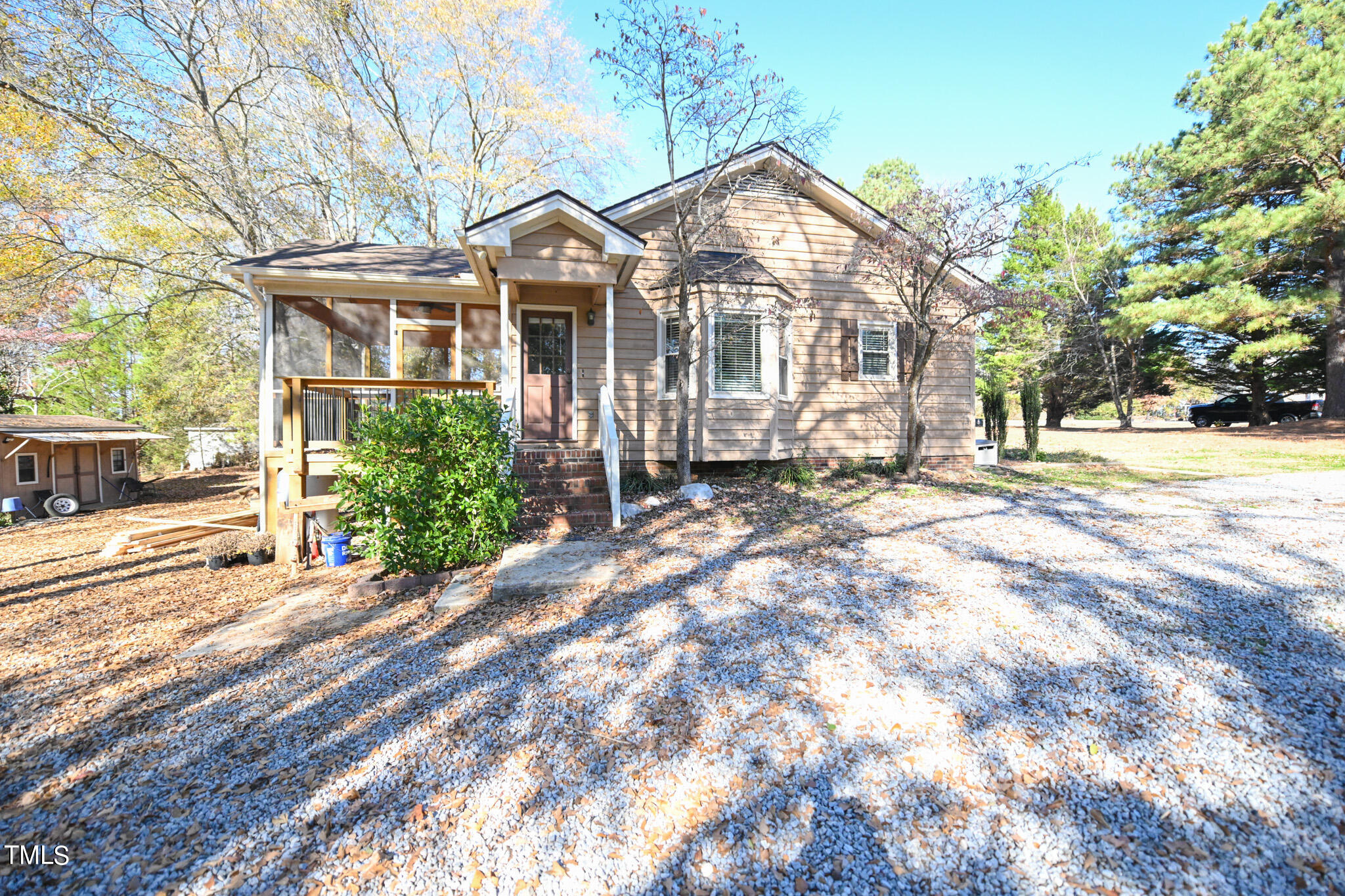 1609 Spennymore Road Raleigh, NC 27603 - Photo 33 of 37 031