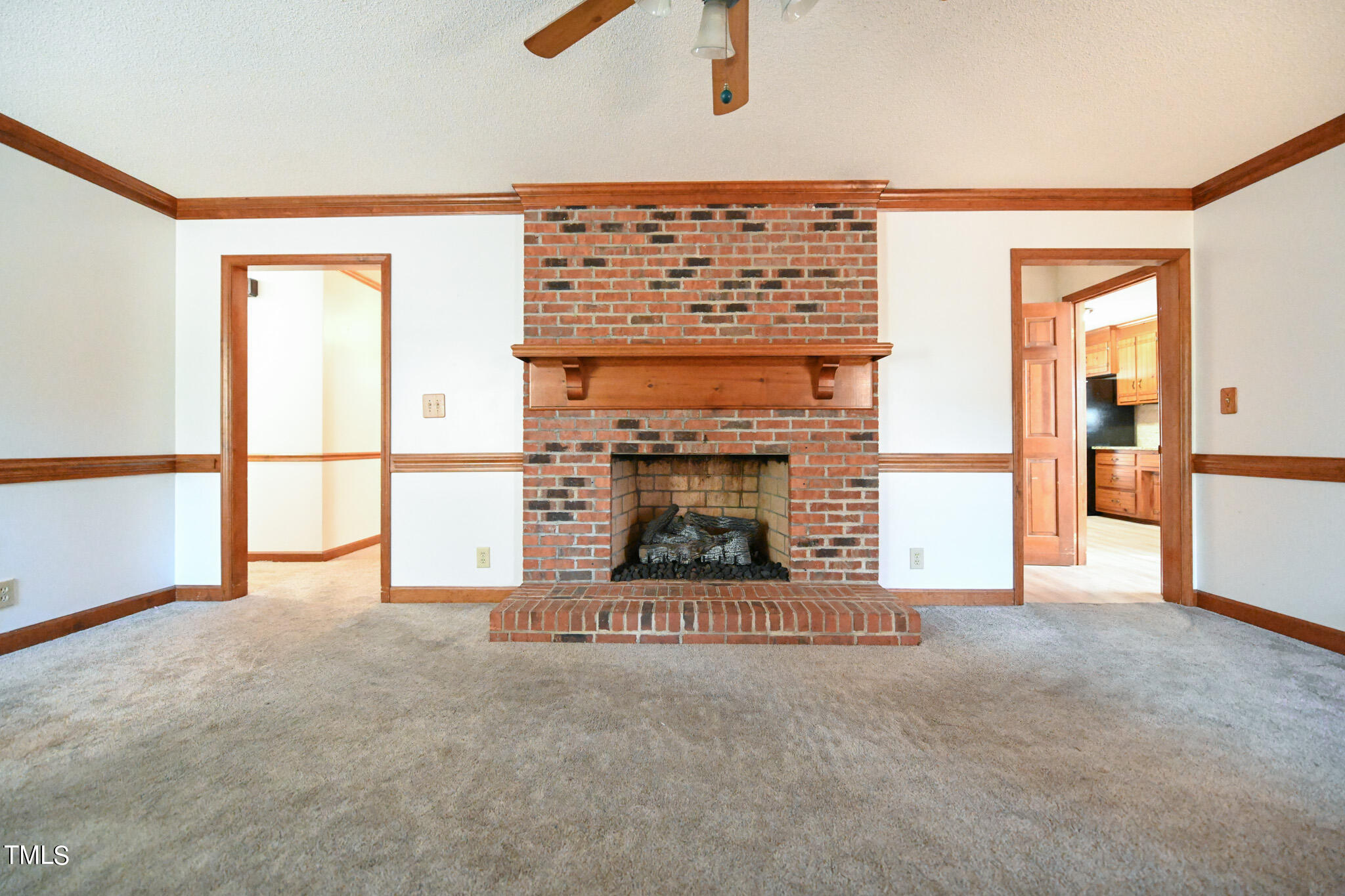 1609 Spennymore Road Raleigh, NC 27603 - Photo 9 of 37 007