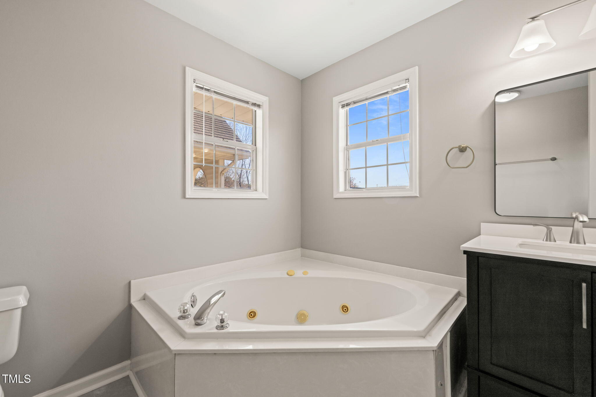 2621 Wellington Ridge Loop Cary, NC 27518 - Photo 18 of 26 18-web-or-mls-DSC02882