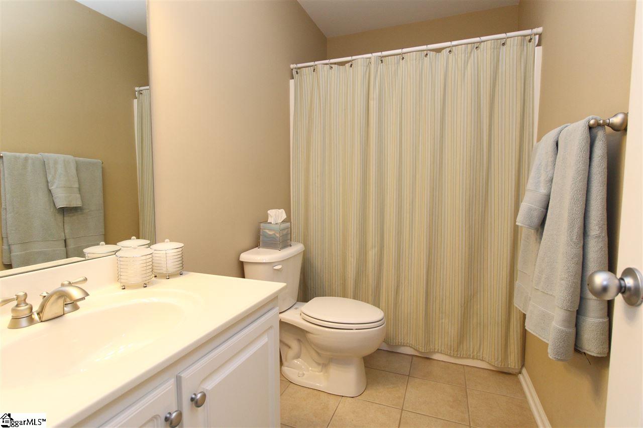 27 Springleaf Court Simpsonville, SC 29681 - Photo 22 of 26 Gallery Image 22