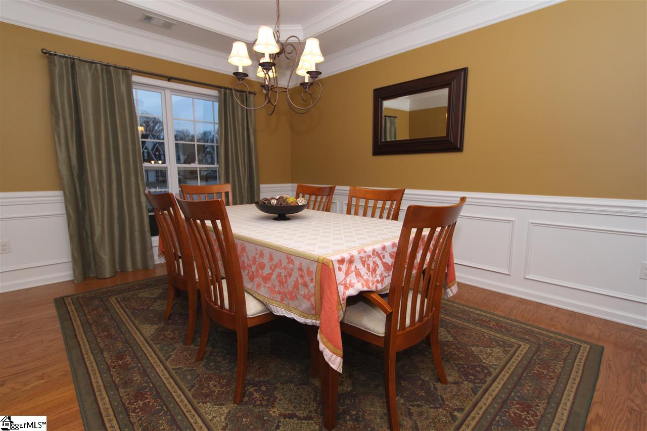 27 Springleaf Court Simpsonville, SC 29681 - Photo 5 of 26 Gallery Image 5