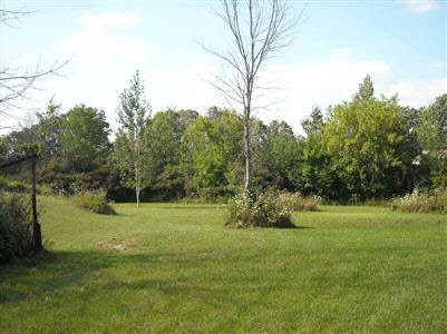 5655 Green Road Fenton, MI 48430 - Photo 9 of 11 20250511-8.JPG