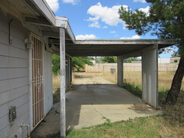 10191 Frazier Road Redding, CA 96003 - Photo 11 of 21 IMG_2080