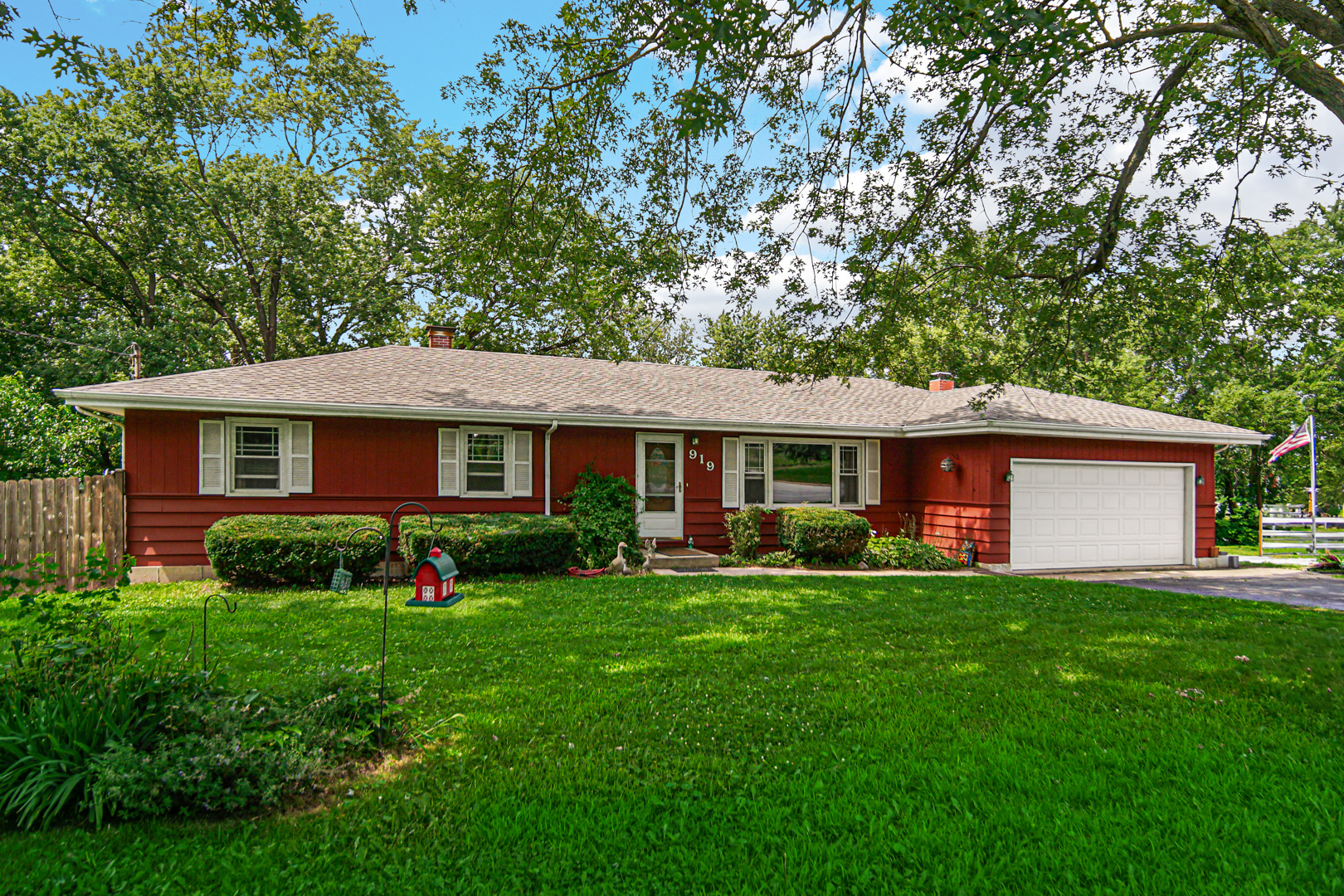 919 Marley Road New Lenox, IL 60451 - Photo 2 of 24 Gallery Image 2