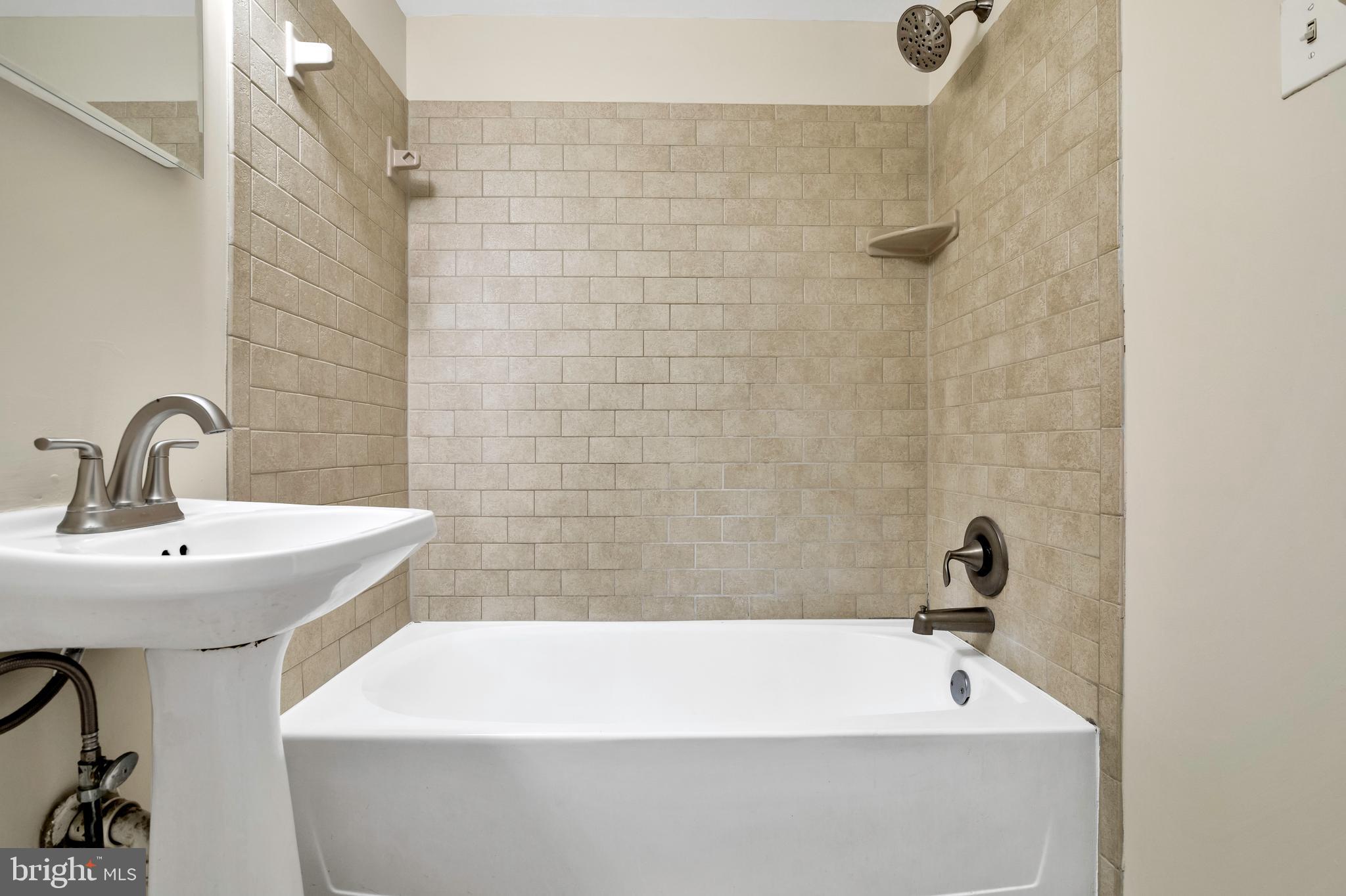 3111 Naylor Road Southeast, Unit 104 Washington, DC 20020 - Photo 26 of 30