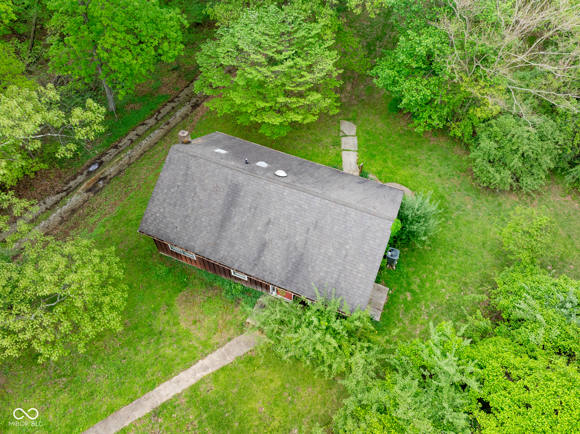 6829 South Shields Ridge Road Bloomington, IN 47401 - Photo 5 of 31 Gallery Image 5