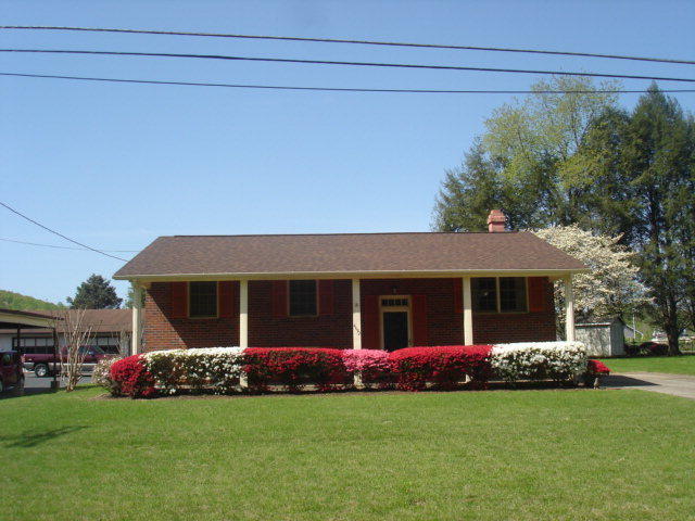 4492 The Great Road Fieldale, VA 24089 - Photo 1 of 40 4492 The Great Rd