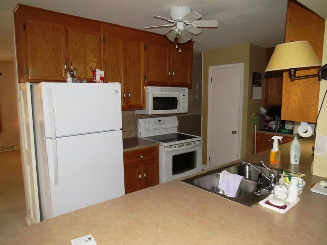 4492 The Great Road Fieldale, VA 24089 - Photo 17 of 40 KITCHEN