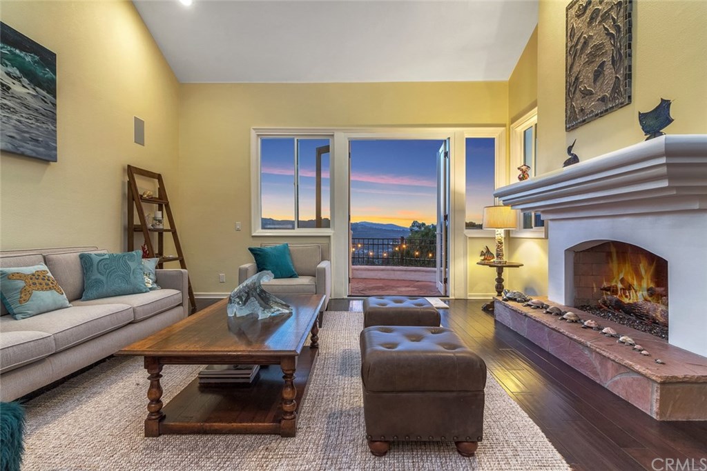 18 Terraza Del Mar Dana Point, CA 92629 - Photo 14 of 50