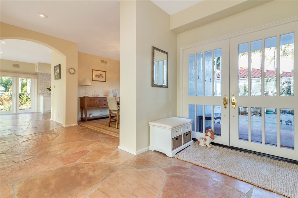 18 Terraza Del Mar Dana Point, CA 92629 - Photo 20 of 50