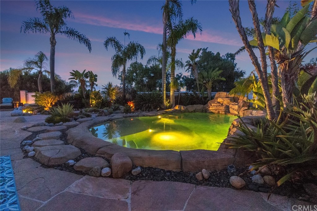 18 Terraza Del Mar Dana Point, CA 92629 - Photo 3 of 50