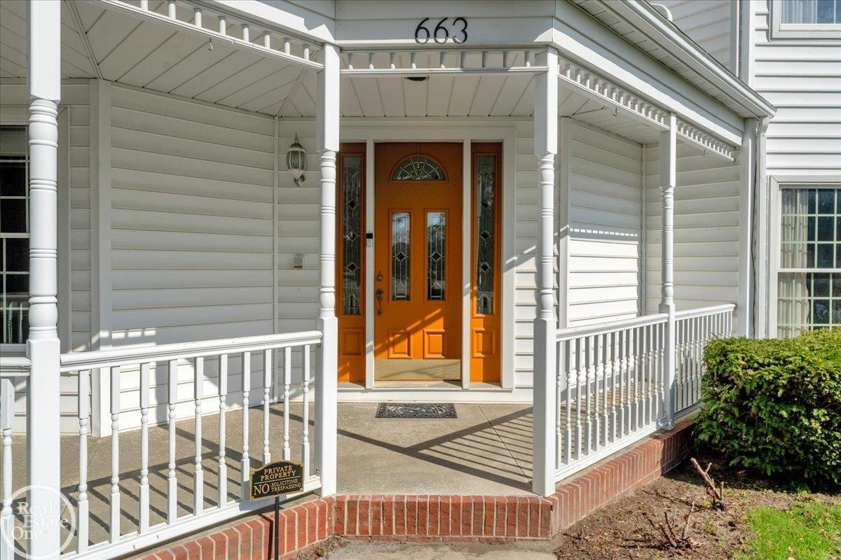 663 North Riverside Avenue St. Clair, MI 48079 - Photo 4 of 70