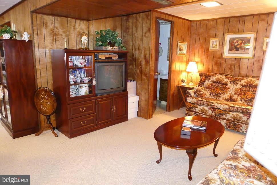 8206 Avondale Road Baltimore, MD 21234 - Photo 21 of 22 Family Room