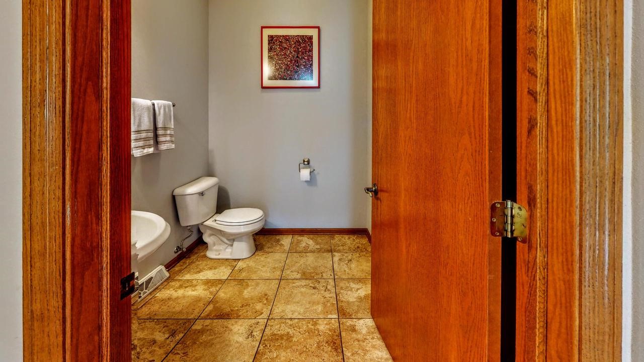 W6272 Apple Fort Atkinson, WI 53538 - Photo 11 of 89