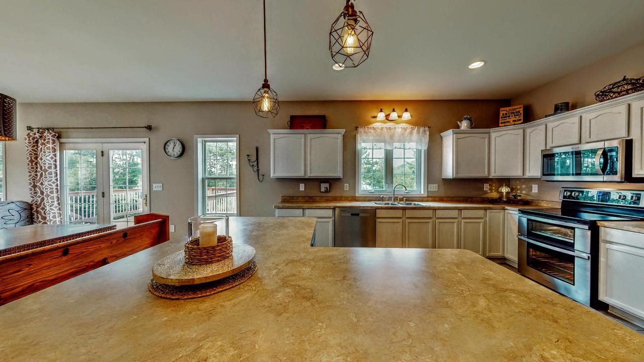 W6272 Apple Fort Atkinson, WI 53538 - Photo 21 of 89