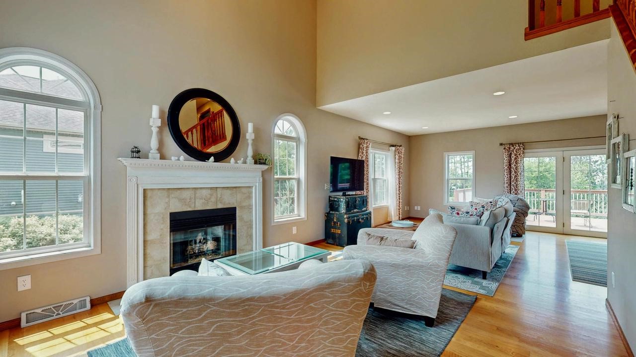 W6272 Apple Fort Atkinson, WI 53538 - Photo 4 of 89