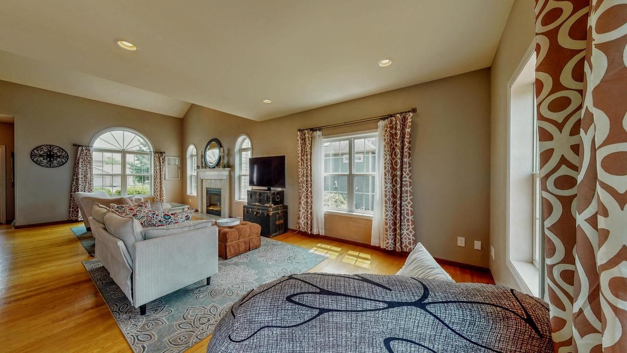 W6272 Apple Fort Atkinson, WI 53538 - Photo 5 of 89