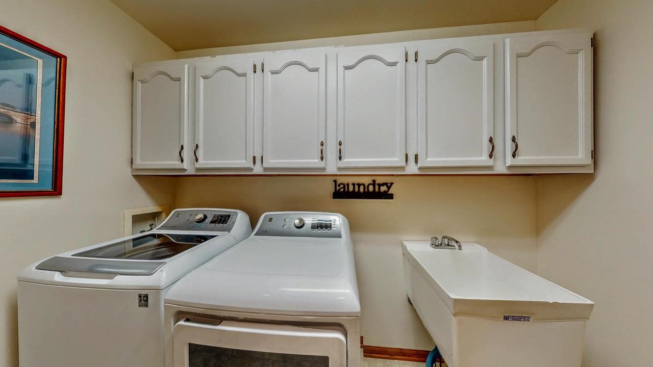 W6272 Apple Fort Atkinson, WI 53538 - Photo 54 of 89