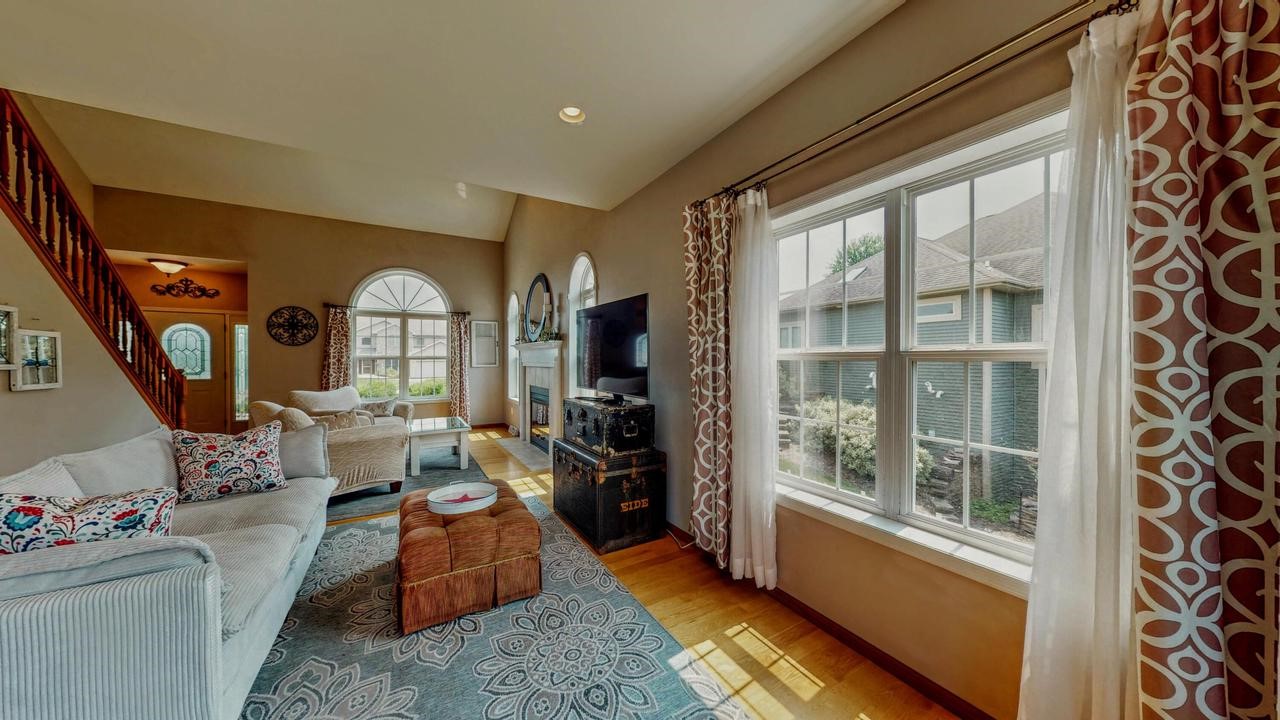 W6272 Apple Fort Atkinson, WI 53538 - Photo 6 of 89