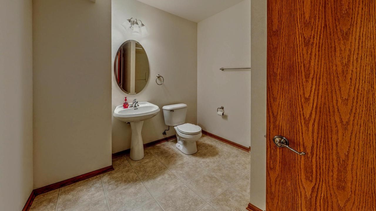 W6272 Apple Fort Atkinson, WI 53538 - Photo 68 of 89