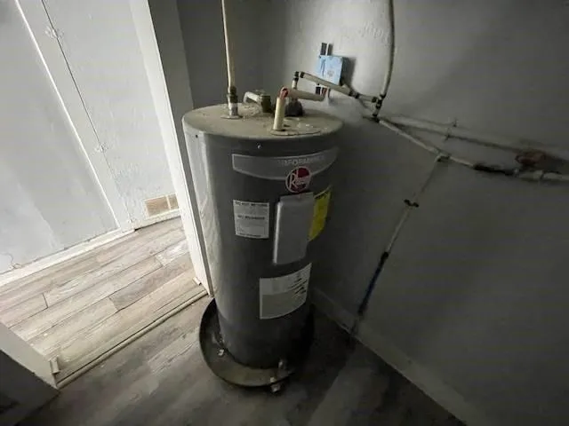 $64,900 | 6013 College Avenue, Kansas City, MO 64130