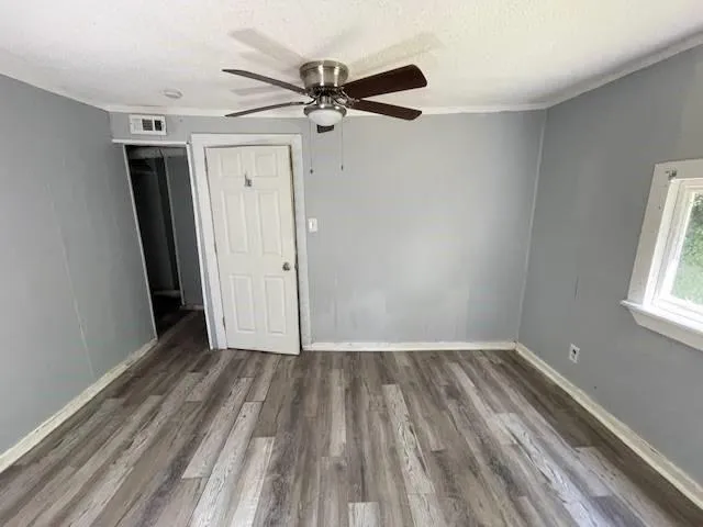 $64,900 | 6013 College Avenue, Kansas City, MO 64130