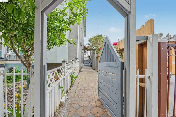 $849,000 | 1536 Garvin Avenue, Richmond, CA 94801