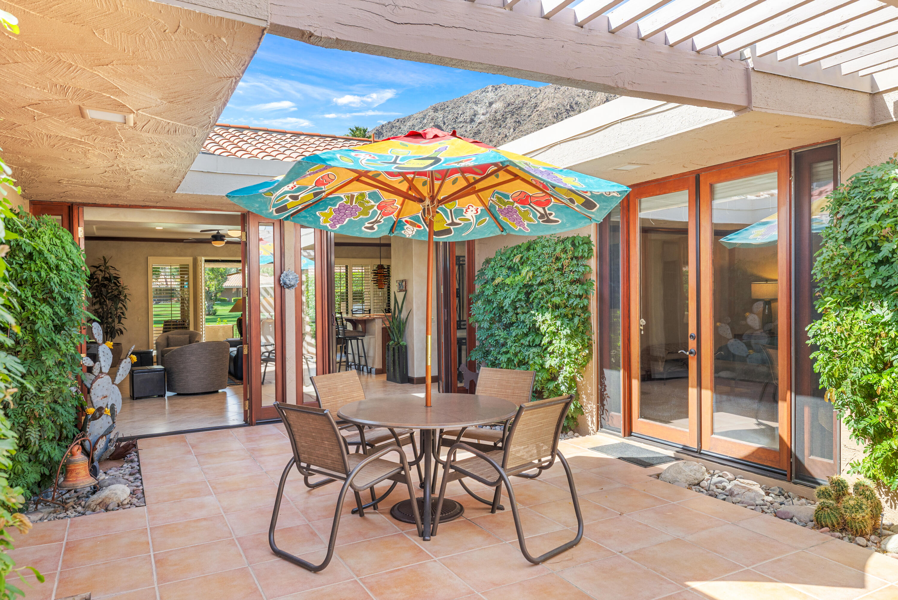 77745 Cherokee Road Indian Wells, CA 92210 - Photo 25 of 62 Indoor Atrium