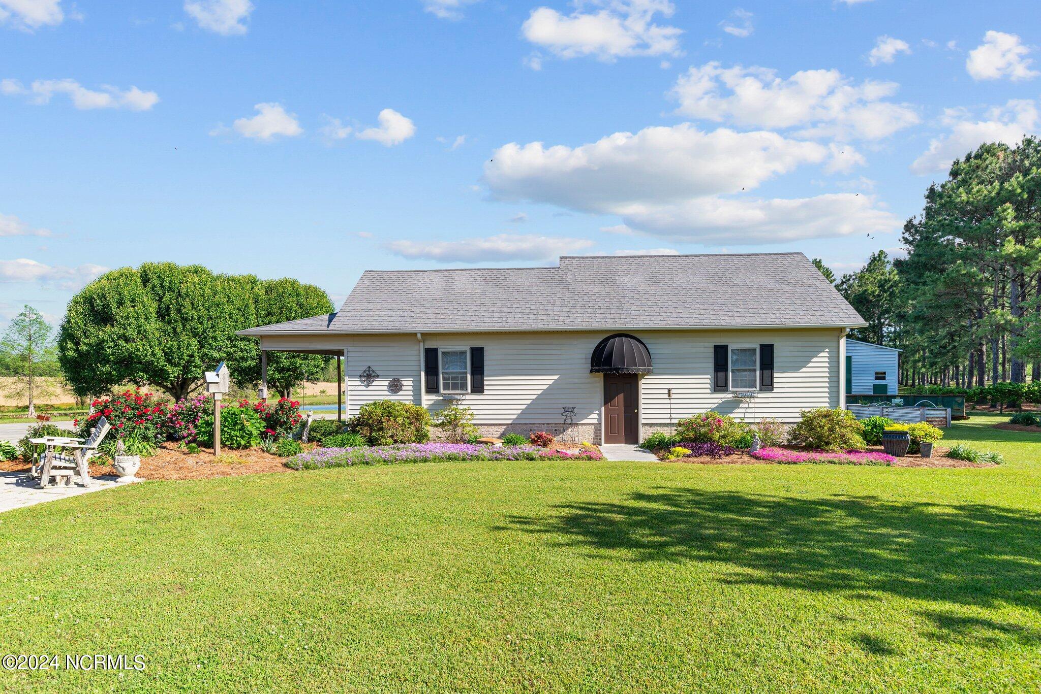 4824 Middle Road Trenton, NC 28585 - Photo 13 of 67 93-web-or-mls-DSC_4292