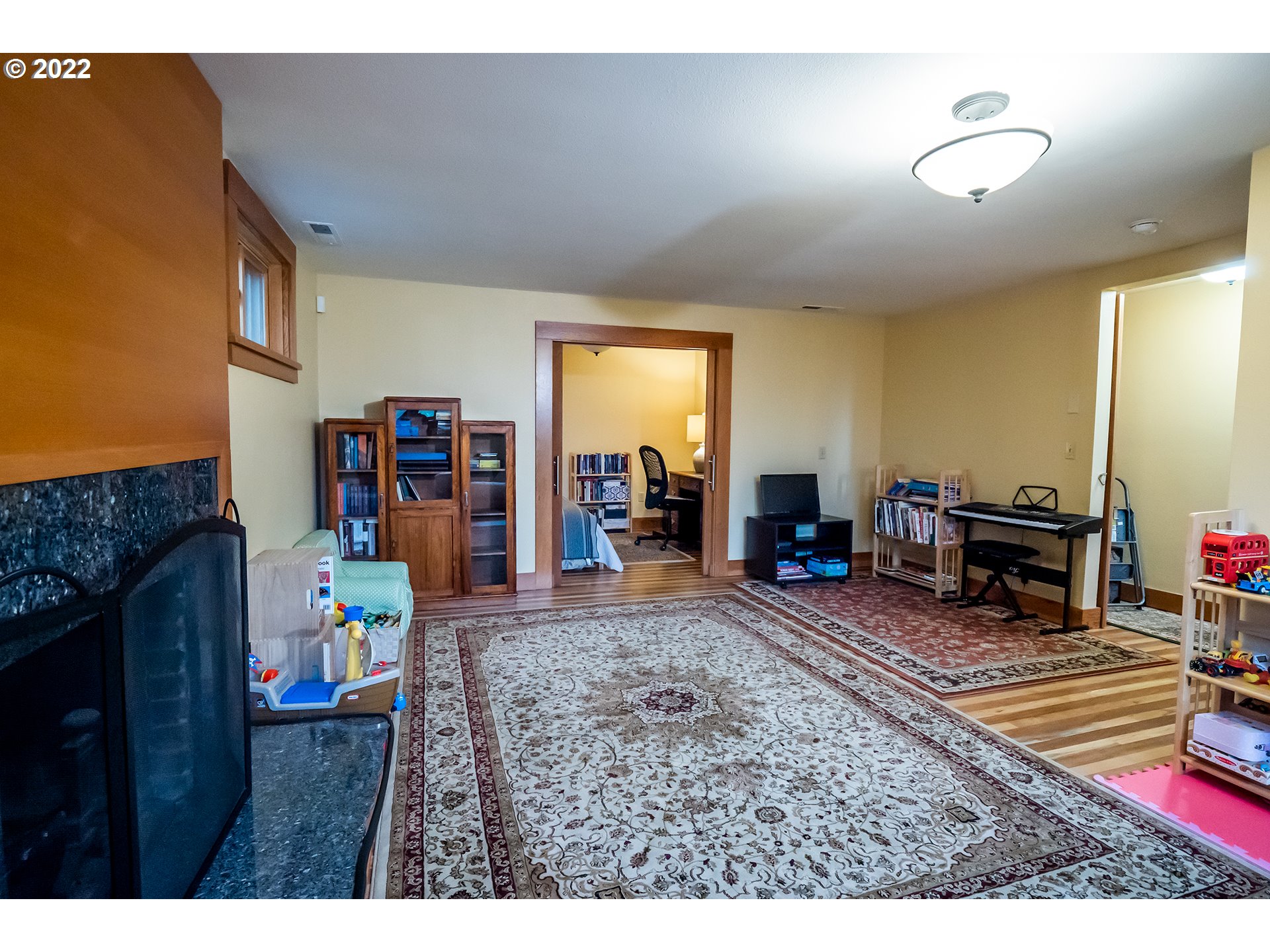 2735 Spring Boulevard Eugene, OR 97403 - Photo 19 of 32 Gallery Image 19
