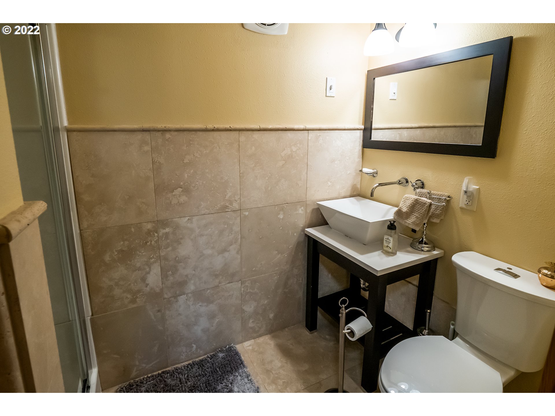 2735 Spring Boulevard Eugene, OR 97403 - Photo 21 of 32 Gallery Image 21