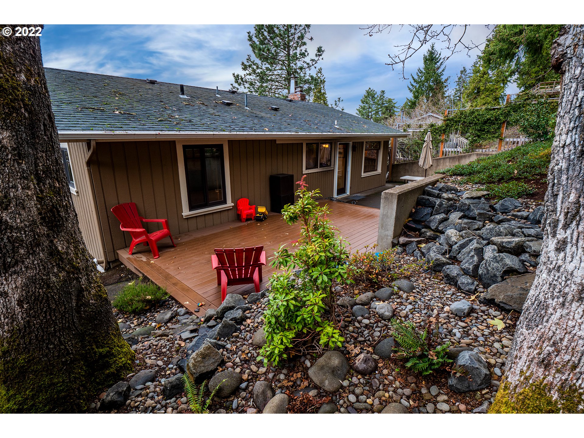 2735 Spring Boulevard Eugene, OR 97403 - Photo 27 of 32 Gallery Image 27