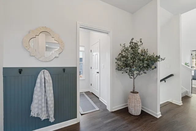 $799,900 | W139-n6328 Bridal Wreath Lane, Menomonee Falls, WI 53051