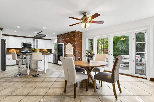 $1,750,000 | 663 Lausinda Avenue, Long Beach, CA 90803