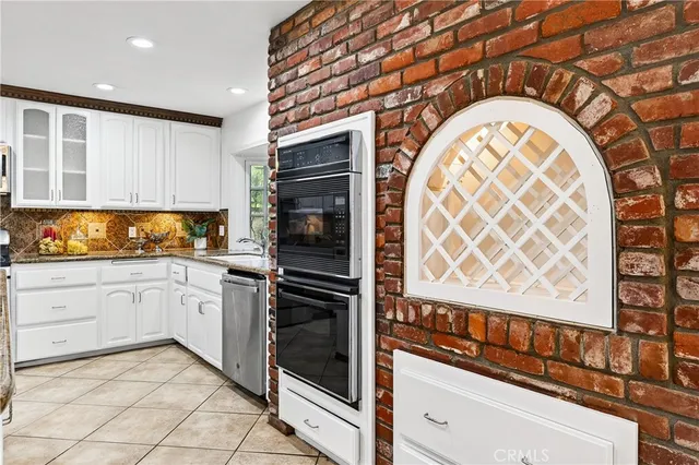 $1,750,000 | 663 Lausinda Avenue, Long Beach, CA 90803