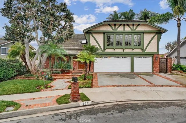 $1,750,000 | 663 Lausinda Avenue, Long Beach, CA 90803
