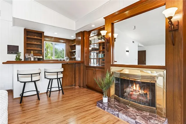 $1,750,000 | 663 Lausinda Avenue, Long Beach, CA 90803