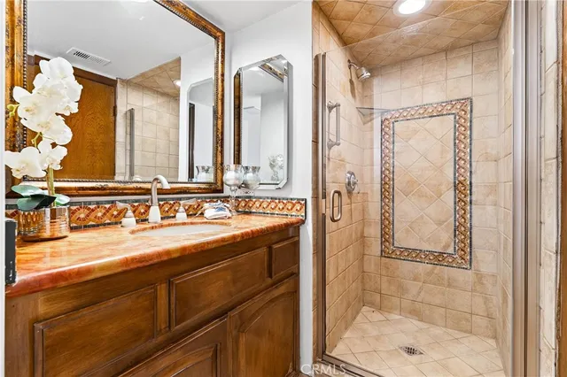 $1,750,000 | 663 Lausinda Avenue, Long Beach, CA 90803