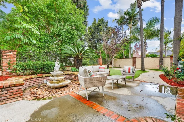 $1,750,000 | 663 Lausinda Avenue, Long Beach, CA 90803