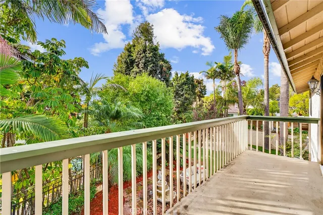 $1,750,000 | 663 Lausinda Avenue, Long Beach, CA 90803