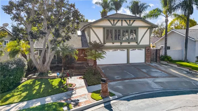 $1,750,000 | 663 Lausinda Avenue, Long Beach, CA 90803