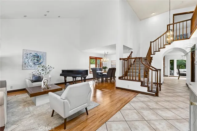 $1,750,000 | 663 Lausinda Avenue, Long Beach, CA 90803