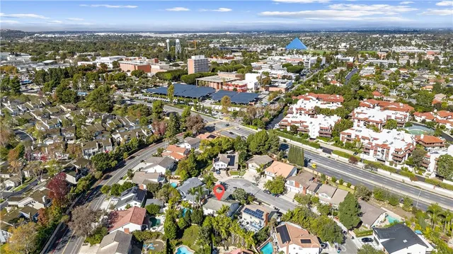 $1,750,000 | 663 Lausinda Avenue, Long Beach, CA 90803