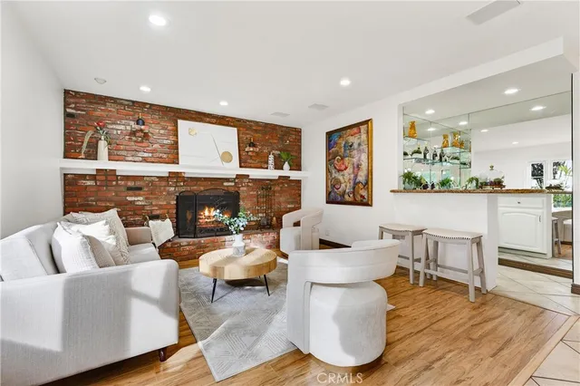 $1,750,000 | 663 Lausinda Avenue, Long Beach, CA 90803