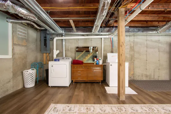 $475,000 | 664 Main Street, Franconia, NH 03580