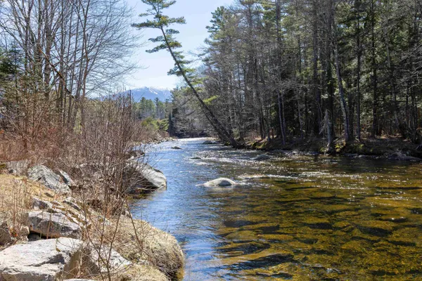 $475,000 | 664 Main Street, Franconia, NH 03580
