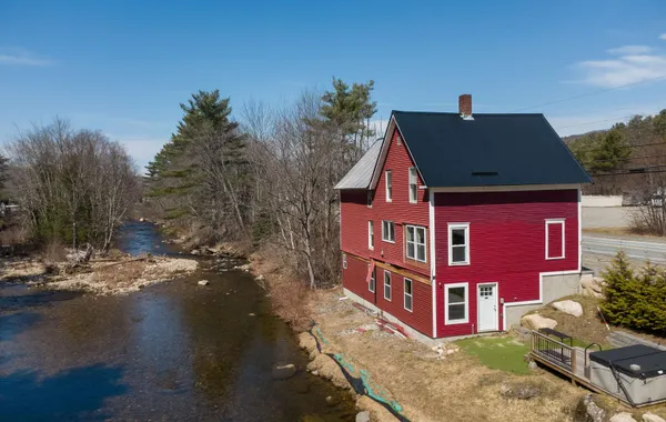 $475,000 | 664 Main Street, Franconia, NH 03580