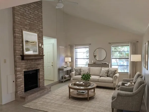 $319,900 | 71 South Wavy Oak Circle, The Woodlands, TX 77381